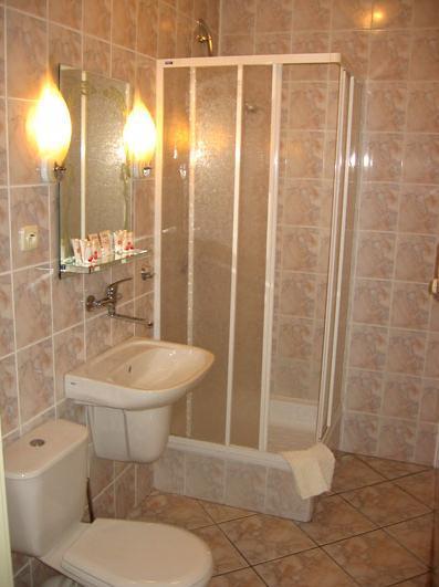 Hotel Restauracja Kaukaska Jadwiga Choroszy Wolsztyn Habitación foto